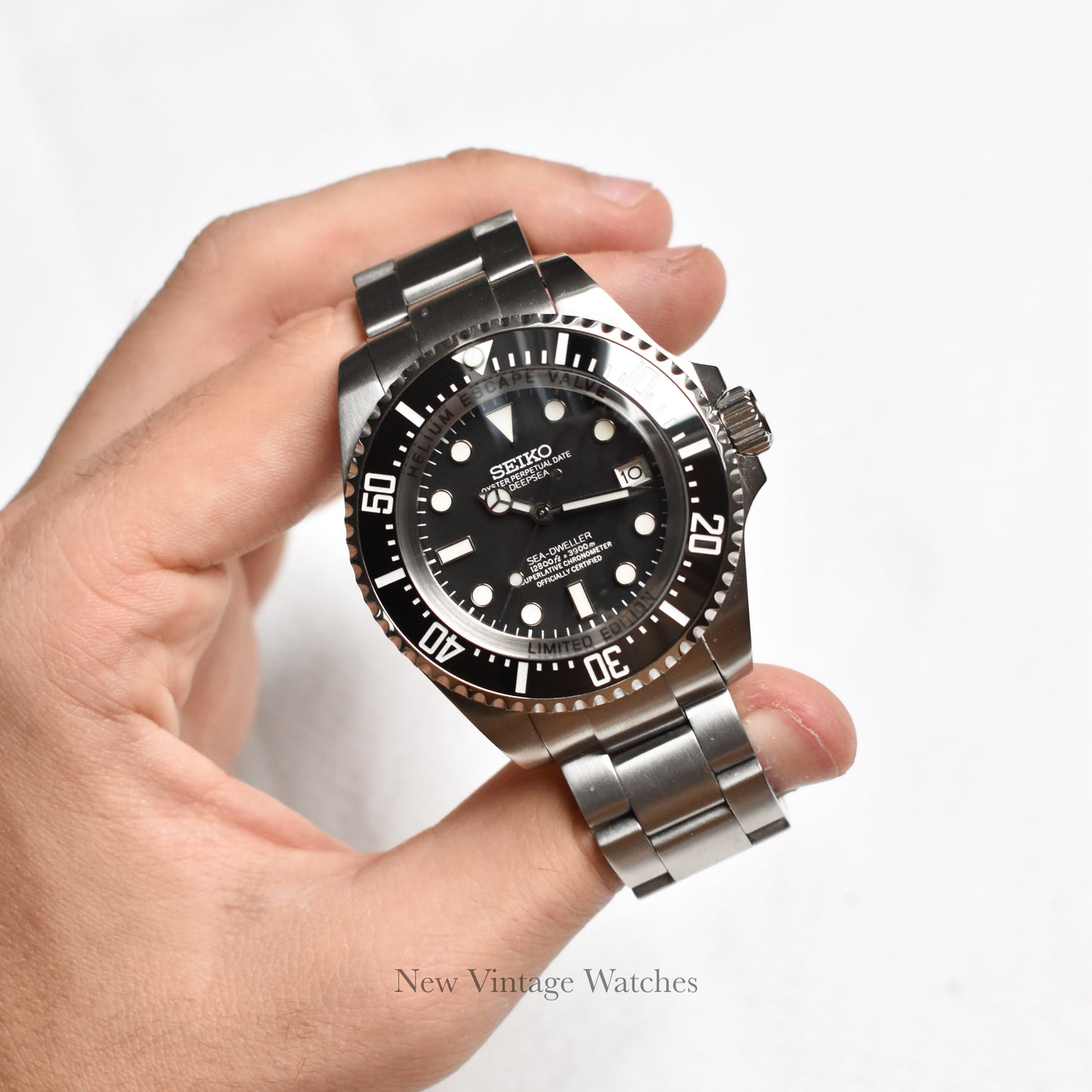 Sea Dweller White