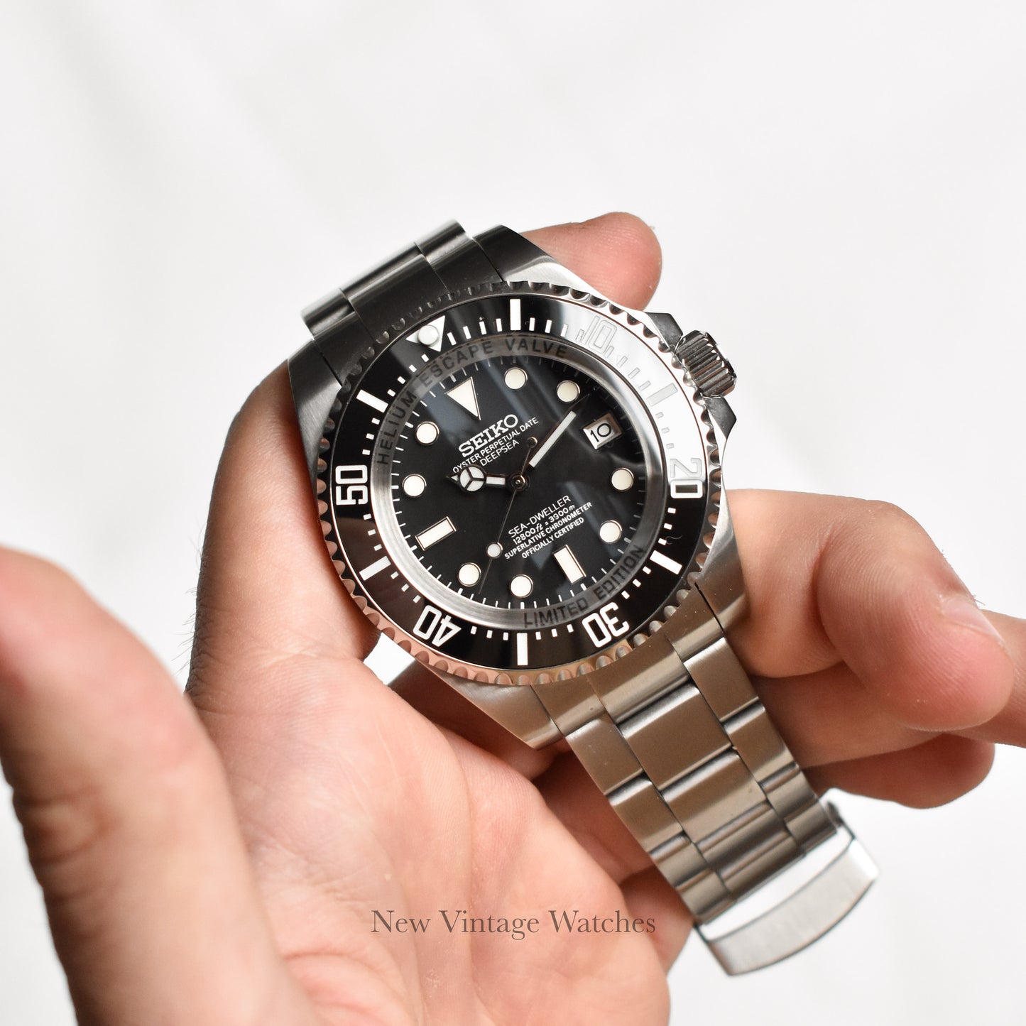 Sea Dweller White