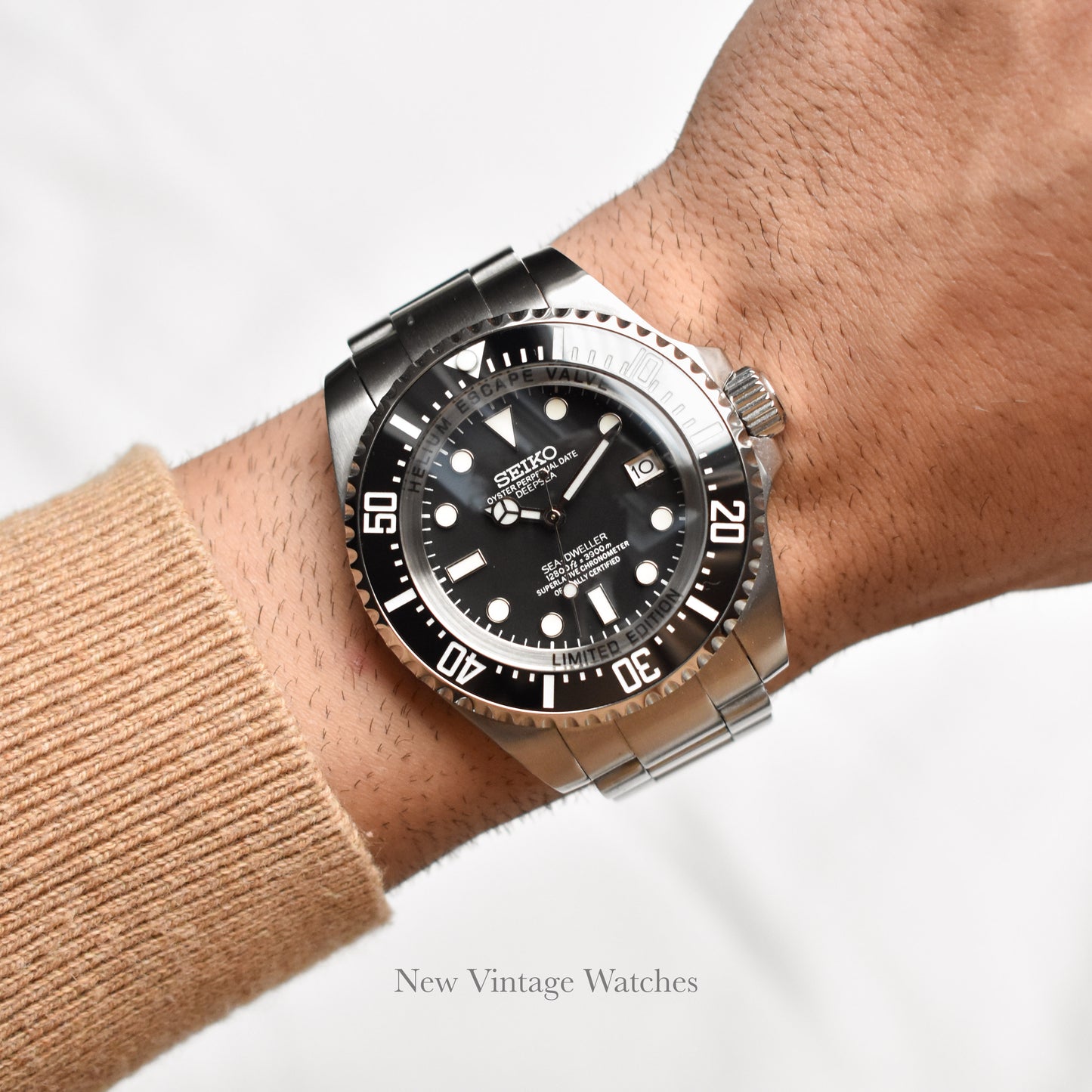 Sea Dweller White